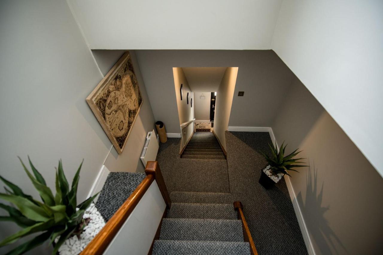 The Townhouse Villa Fort William Exterior photo
